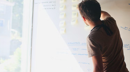 绩效导向下中层干部培养的动态评估与反馈机制.png 绩效导向下中层干部培养的动态评估与反馈机制.png